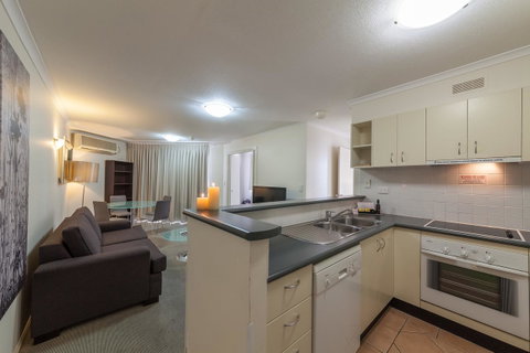 West End Central Apartments - Tourism Gold Coast 13
