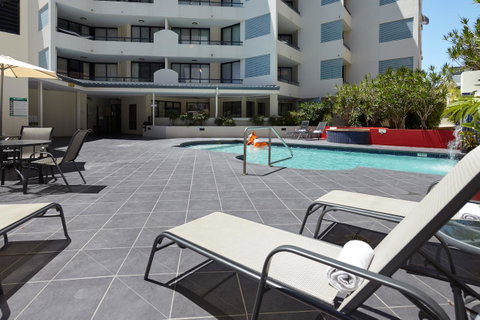 West End Central Apartments - Tourism Gold Coast 5