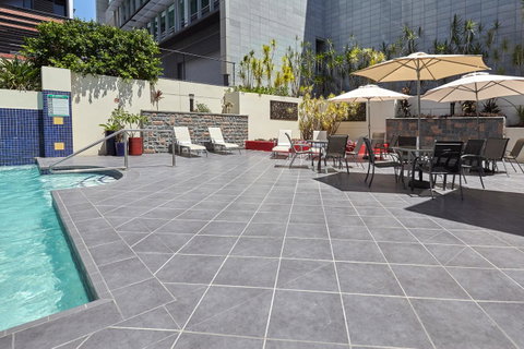 West End Central Apartments - Tourism Gold Coast 4