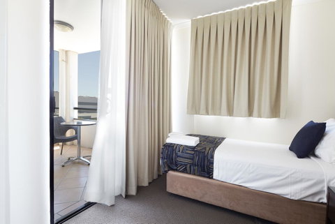 West End Central Apartments - Tourism Gold Coast 12