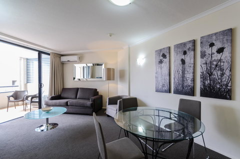 West End Central Apartments - Tourism Gold Coast 19