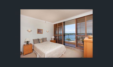 Spectrum Holiday Apartments - Tourism Gold Coast 5