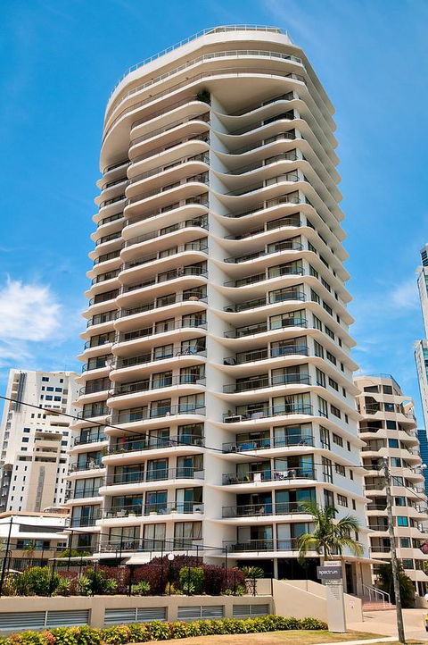 Spectrum Holiday Apartments - Tourism Gold Coast 0