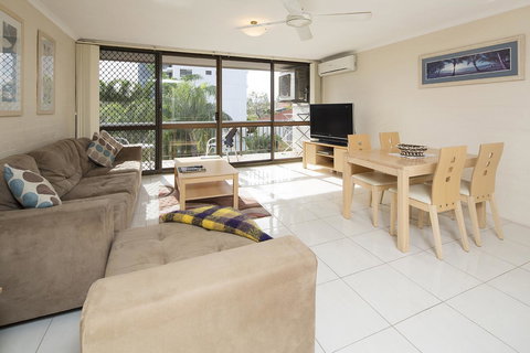Burleigh Palms Holiday Apartments - Tourism Gold Coast 15
