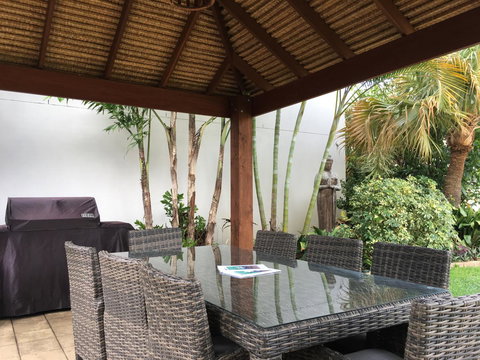 Burleigh Palms Holiday Apartments - Tourism Gold Coast 23