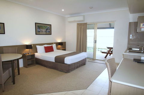 Midlander Motor Inn - Gold Coast 25