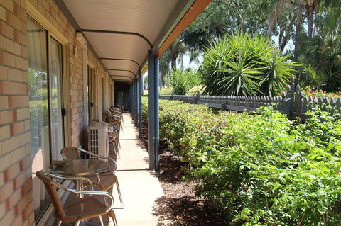 Midlander Motor Inn - Gold Coast 14