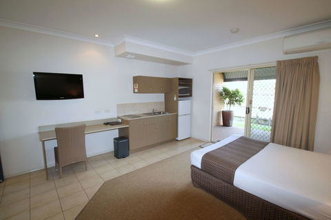Midlander Motor Inn - Gold Coast 28