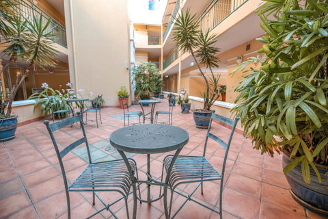 Il Palazzo Holiday Apartments - Tourism Gold Coast 9