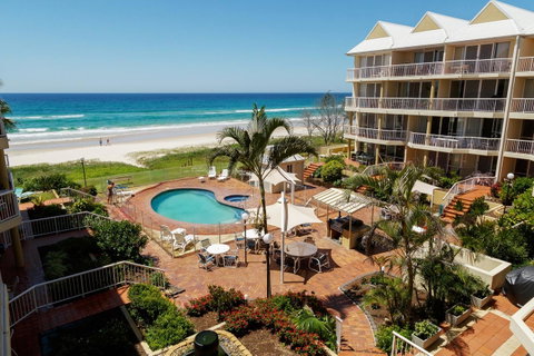 Crystal Beachfront Apartments - Tourism Gold Coast 33