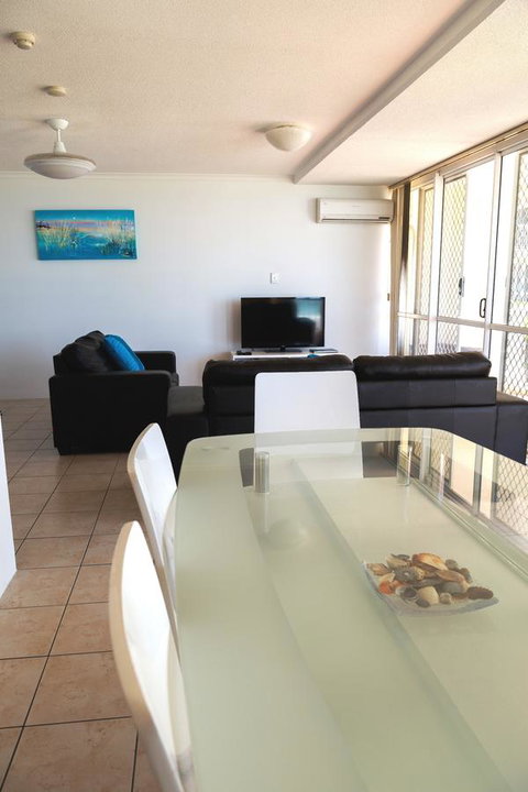 Crystal Beachfront Apartments - Tourism Gold Coast 35