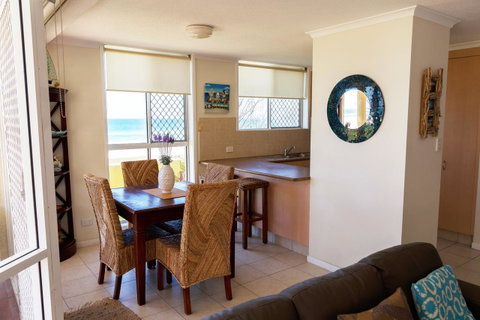 Crystal Beachfront Apartments - Tourism Gold Coast 15