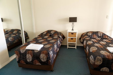 Crystal Beachfront Apartments - Tourism Gold Coast 22