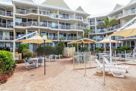 Crystal Beachfront Apartments - Tourism Gold Coast 1