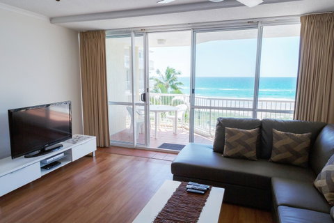 Crystal Beachfront Apartments - Tourism Gold Coast 37