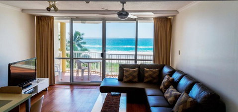 Crystal Beachfront Apartments - Tourism Gold Coast 43