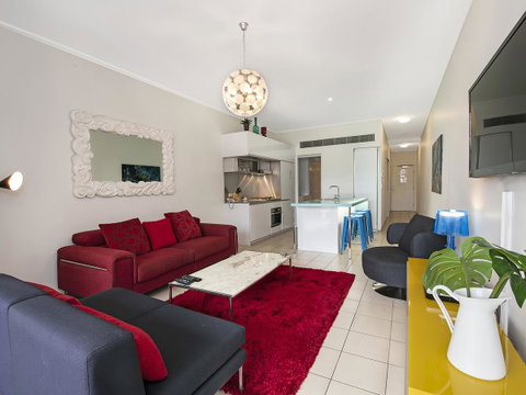 The Miro Apartments - Tourism Gold Coast 0