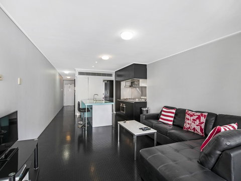 The Miro Apartments - Tourism Gold Coast 13