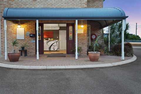 Coopers Colonial Motel - Tourism Gold Coast 6