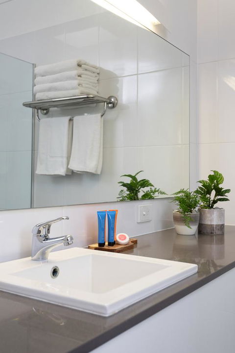 Coopers Colonial Motel - Tourism Gold Coast 18