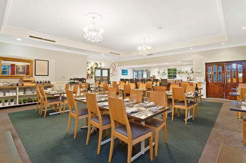 Coopers Colonial Motel - Tourism Gold Coast 10