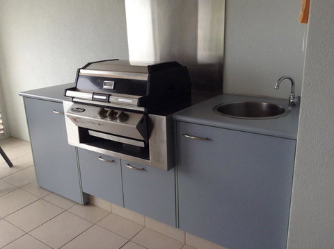 Beachfront Holiday Apartment To Rent For Short And Long Stays - Gold Coast 13