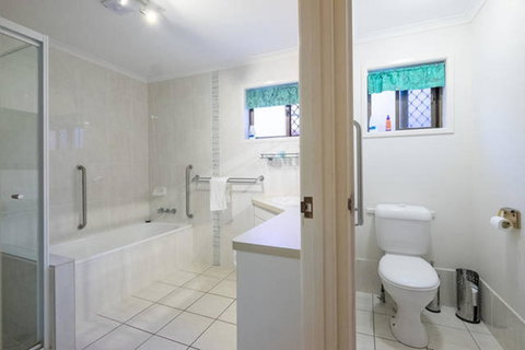 Keith\'s Place, 1 Of The 3 Most Popular Units On Bribie - Tourism Gold Coast 17