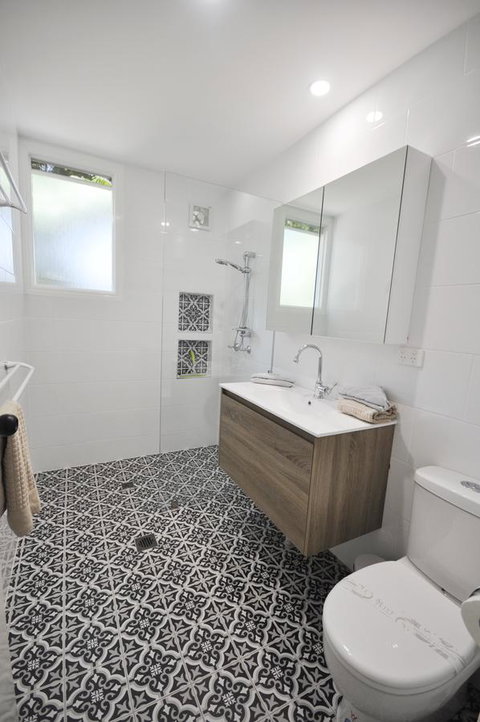 Retro Beach Flat - Tourism Gold Coast 6