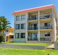 Enjoy the sea breezes from the balcony - Boyd St Woorim - Tourism Gold Coast