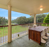 Immaculate Spacious Second Floor Unit Overlooking Pristine Parklands - Tourism Gold Coast