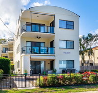 Waterfront views from private rooftop balcony - Bayview South Esp Bongaree - Tourism Gold Coast