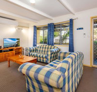 Pet Friendly Cottage in the Heart of Bribie - Wirraway St Bongaree - Tourism Gold Coast