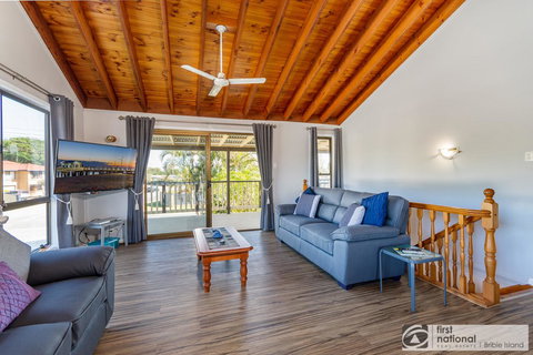 Family Holiday Haven On Boronia 100m To Beach - Tourism Gold Coast 1