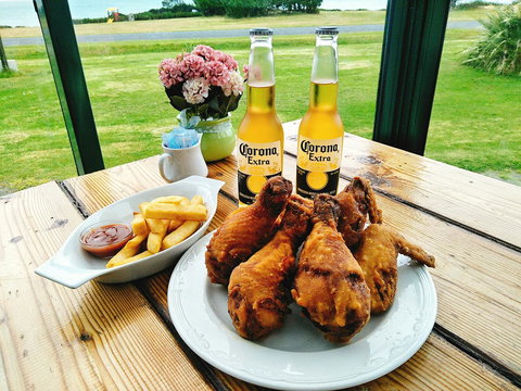 Baudins Accommodation And Restaurant - Gold Coast 4