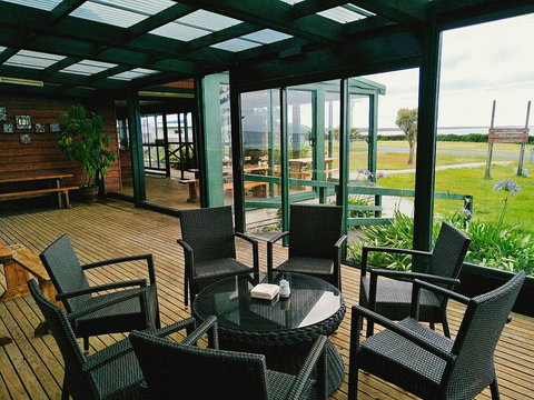 Baudins Accommodation And Restaurant - Gold Coast 21