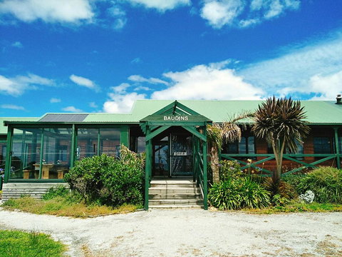 Baudins Accommodation And Restaurant - Gold Coast 5