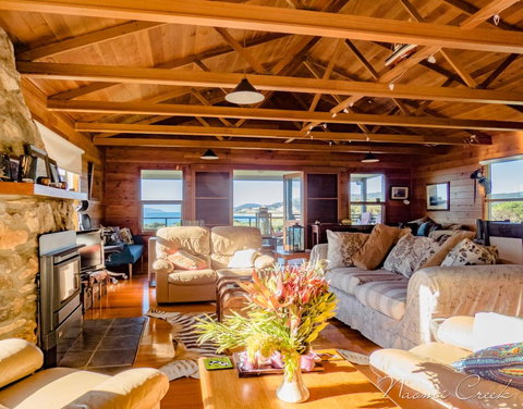 Palana Beach House - Tourism Gold Coast 0