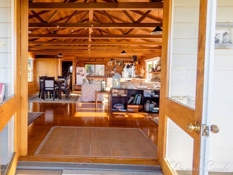 Palana Beach House - Tourism Gold Coast 1