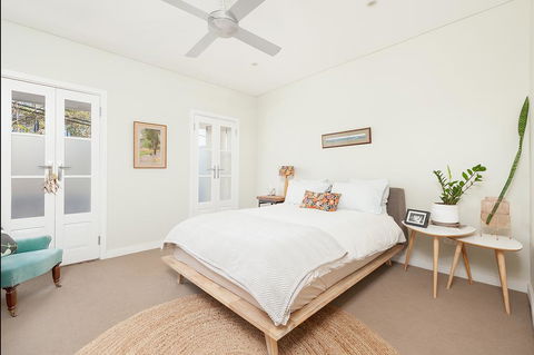 'Darling Lily' - Your Townhouse Hideaway - Tourism Gold Coast 0