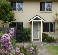 'Sandy Bottoms' with WiFi just Moments from Beach - Tourism Gold Coast