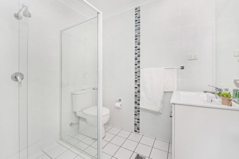 'White Sands', Mollymook - Gold Coast 1