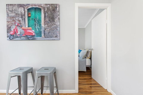 'White Sands', Mollymook - Gold Coast 3