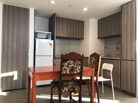1 Bedroom 2 Bed 1 Bathroom - Gold Coast 3