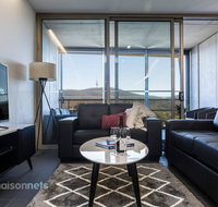 1 Bedroom Apt With Parking Walk to ANU - Tourism Gold Coast