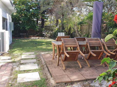 1 Spectrum Street, Rainbow Beach- Close To Shops And Main Beach - Tourism Gold Coast 3
