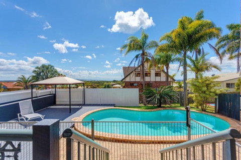 1-33 Tingira Close - Rainbow Beach, Gorgeous Ocean Views, Swimming Pool, Air Conditioning - Tourism Gold Coast 3