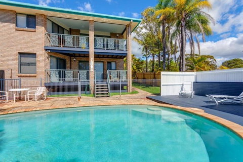 1-33 Tingira Close - Rainbow Beach, Gorgeous Ocean Views, Swimming Pool, Air Conditioning - Tourism Gold Coast 0