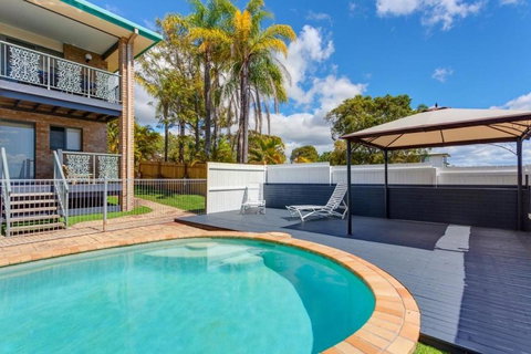 1-33 Tingira Close - Rainbow Beach, Gorgeous Ocean Views, Swimming Pool, Air Conditioning - Tourism Gold Coast 2