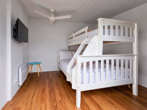 10 OCEAN DRIVE - Tourism Gold Coast 3