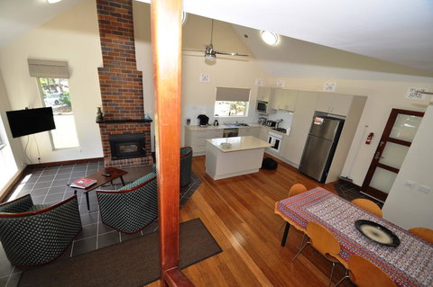 11 Barkala St. Dalmeny - Tourism Gold Coast 1